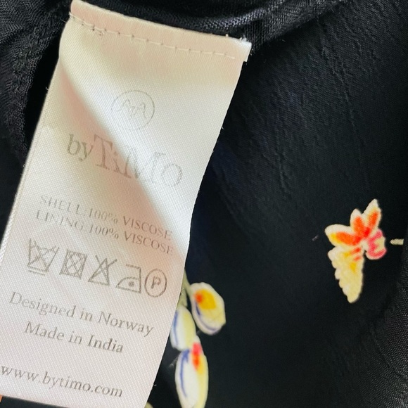 BYTIMO SMALL black floral short sleeve maxi dress - Picture 8 of 8